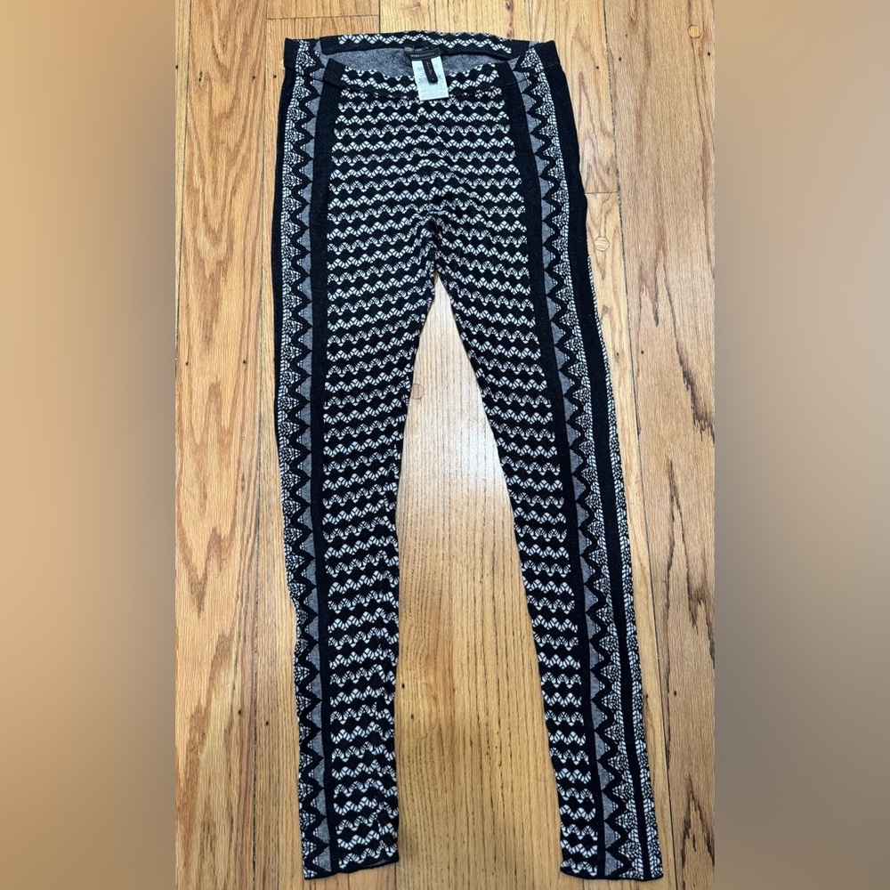 BCBGMAXAZRIA Women’s Black Knit Silk Blend Pants – Size M – Textured Pattern - Picture 5 of 7